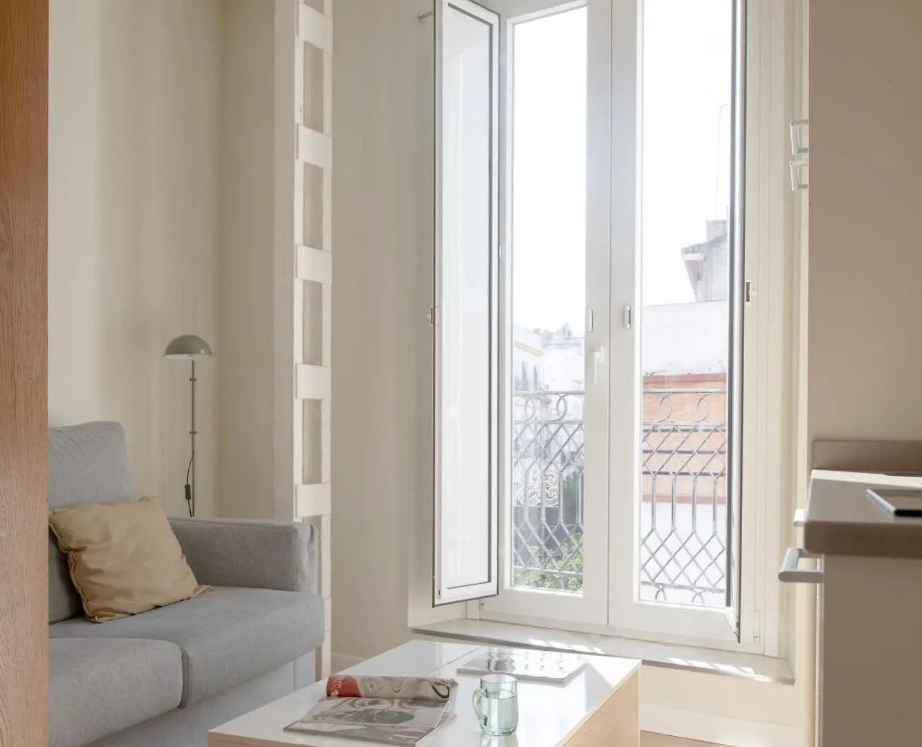 Opera Apartments Alameda Seville